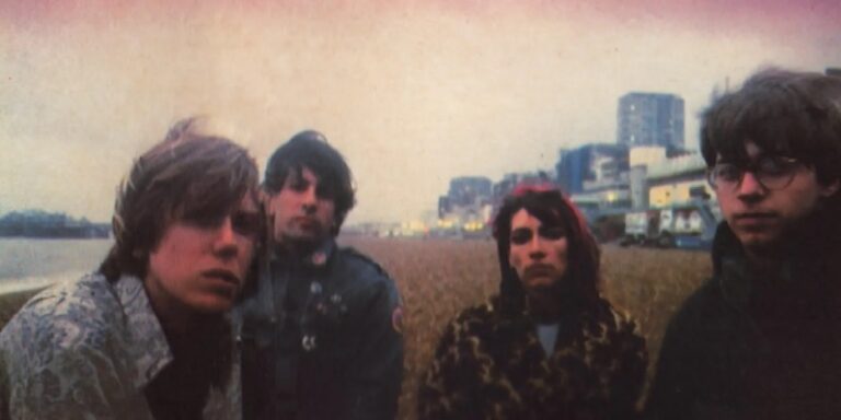 Sonic Youth anuncia la reedición de Walls Have Ears y comparte la primera grabación en vivo
