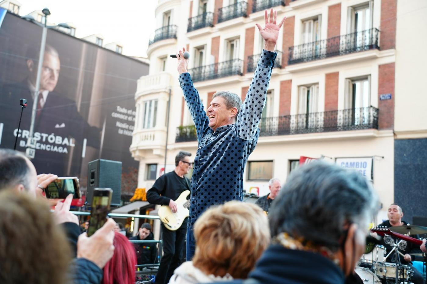 Danza Invisible un concierto sorpresa en Madrid