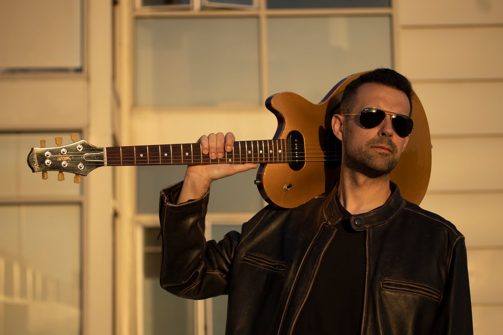 Press Photo 7 - John DeMena