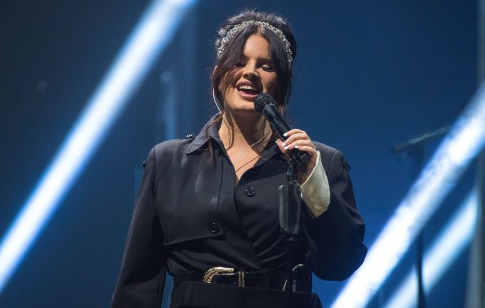 Lana Del Rey anuncia nuevo álbum country 'Lasso'