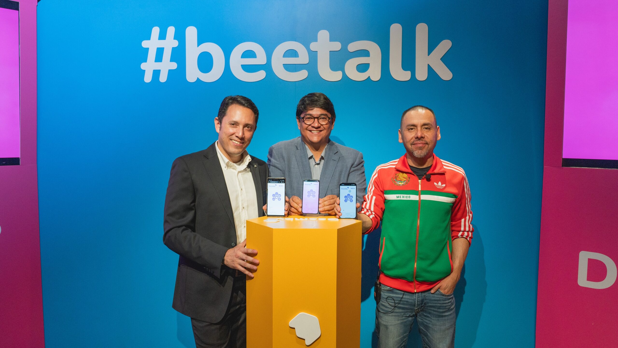 De izq a der - Sergio Bárcena, Lagztu López Miro y Francisco Méndez - Co fundadores de Deemby