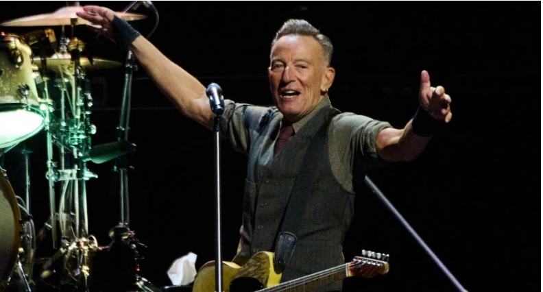 Bruce Springsteen pospone las fechas de su gira