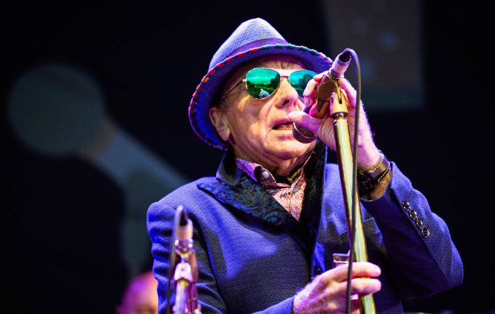 Van Morrison anuncia nuevo álbum 'New Arrangements And Duets'