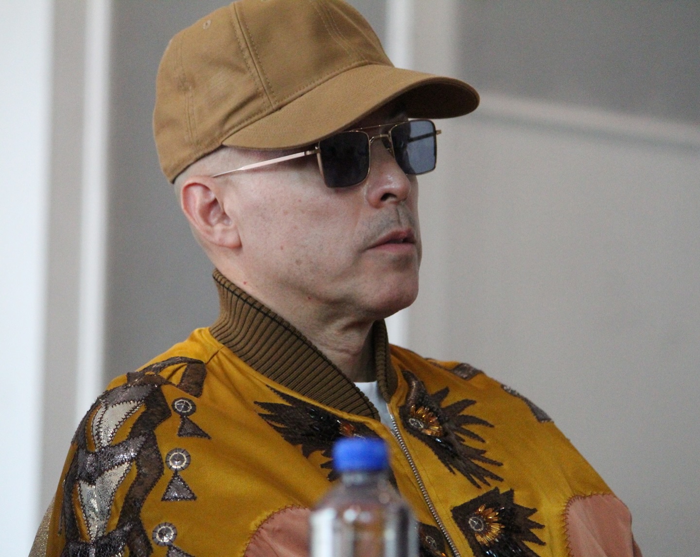 kinky, kaia lana, motel , conferencia la maraka (1)