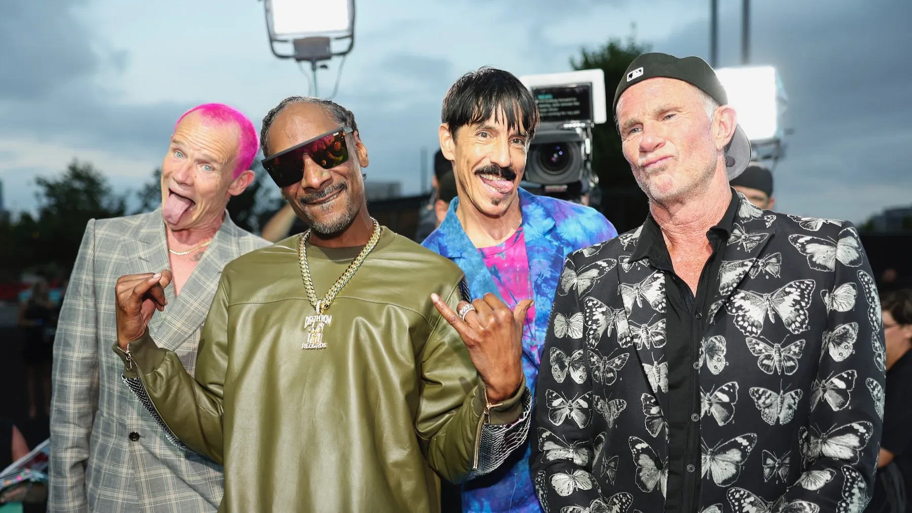 Red-Hot-Chili-Peppers-and-Snoop-Dogg