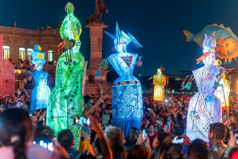 photo_4933922301112593563_y