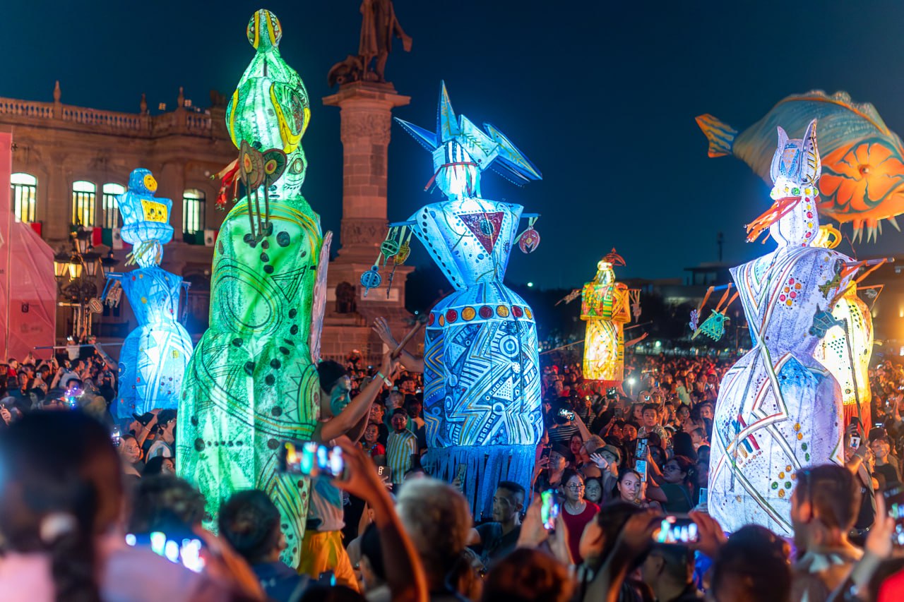 photo_4933922301112593563_y