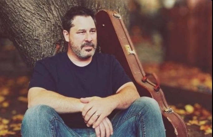 Not For $ale desata una tormenta política con su nuevo sencillo The Pretender