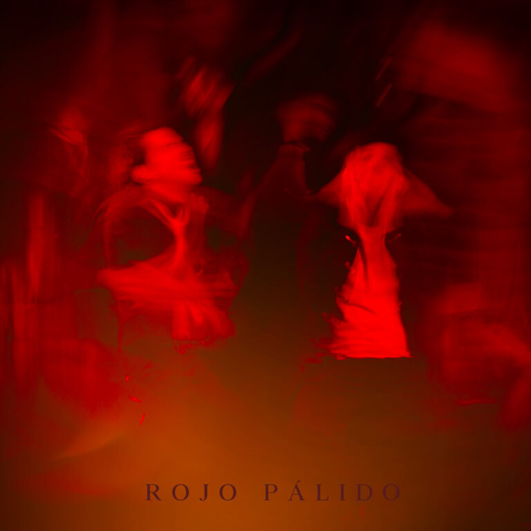 Dalia presenta su álbum Rojo Pálido