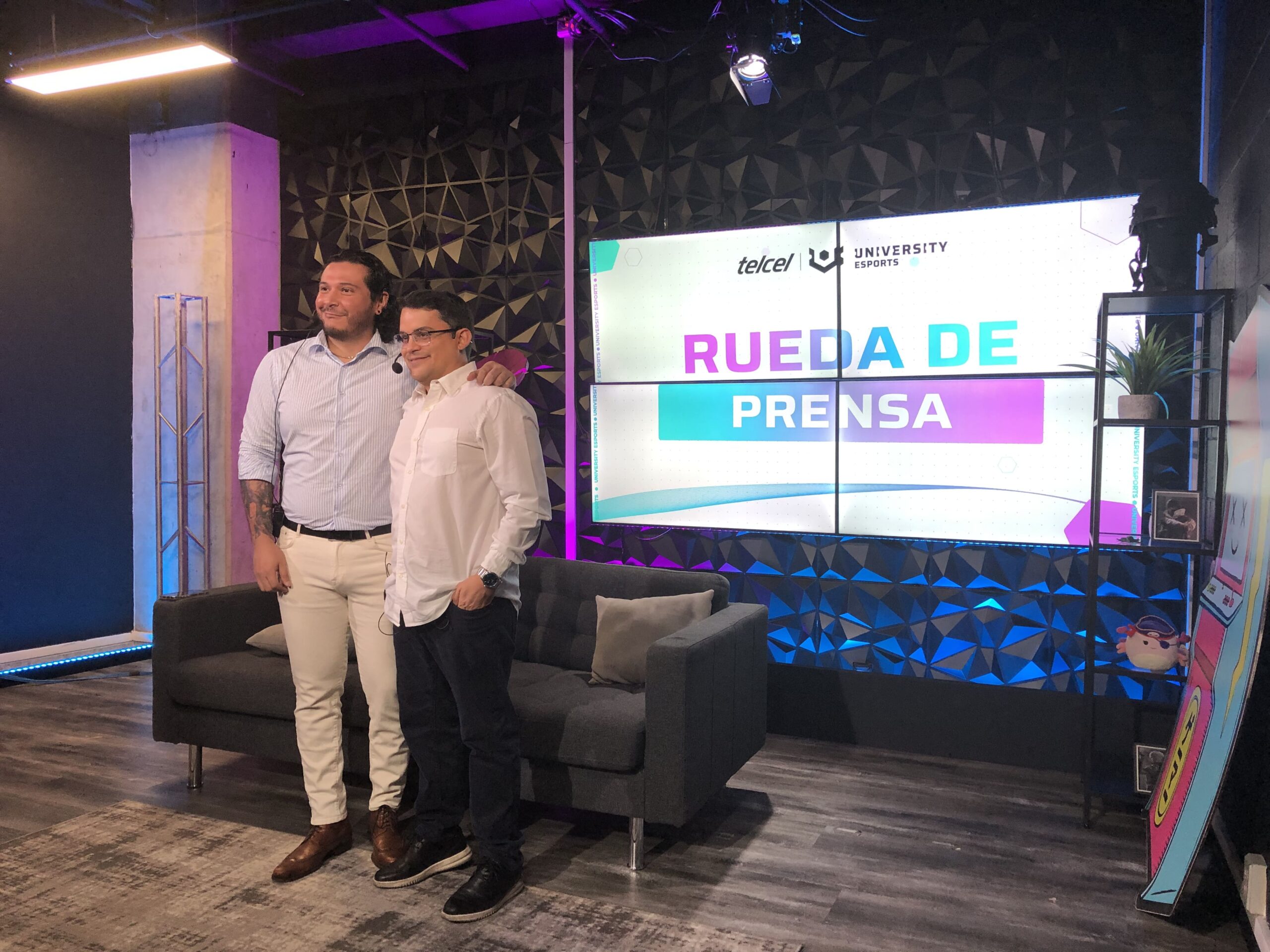 Conferencia University (1)