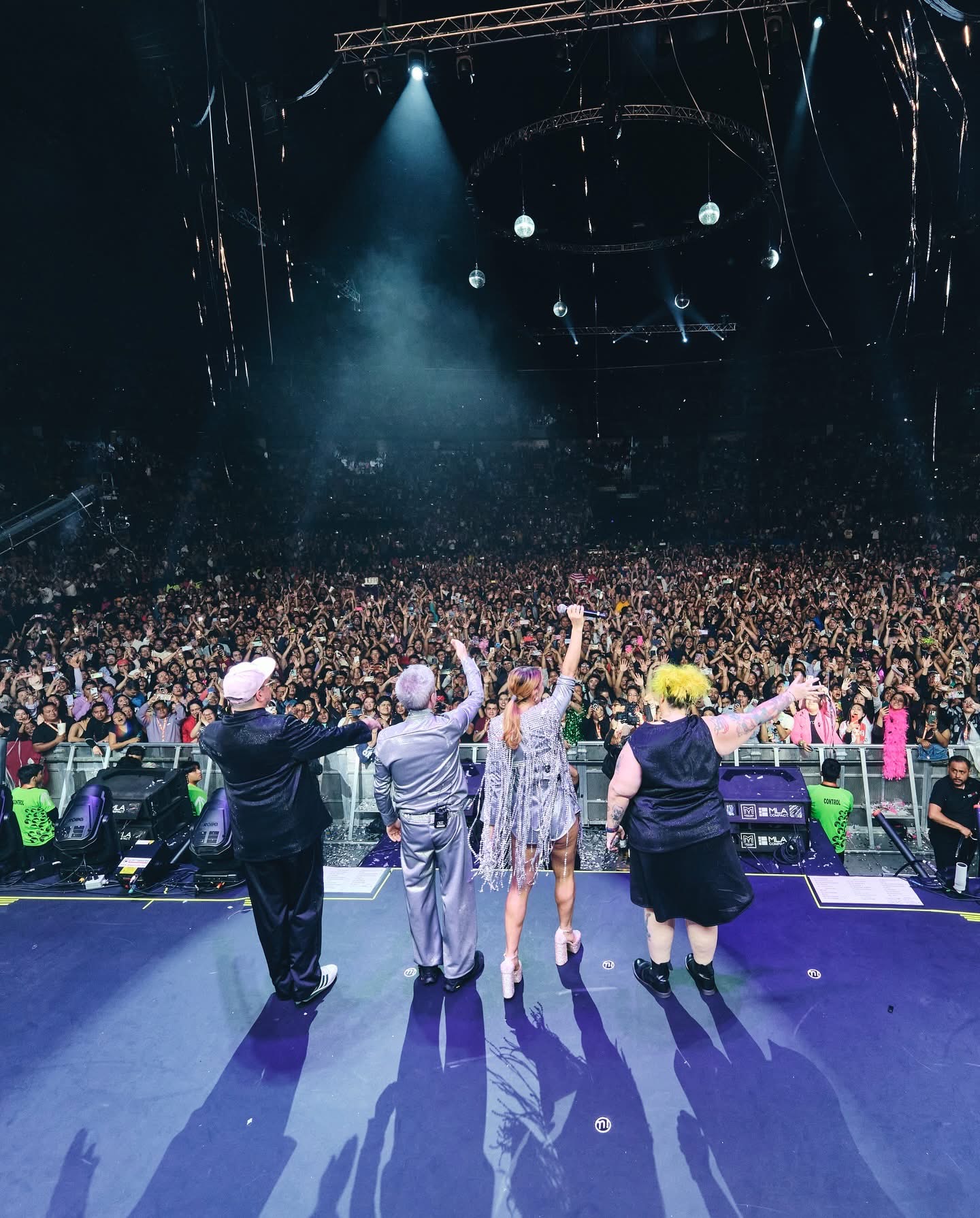 Miranda en el palacio de los deportes