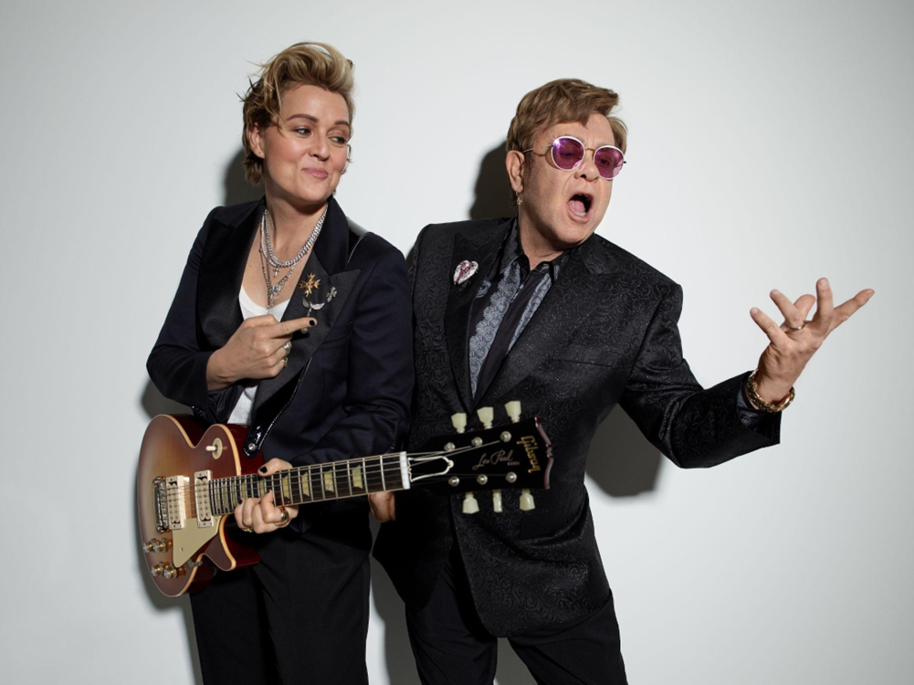 Elton John y Brandi Carlile