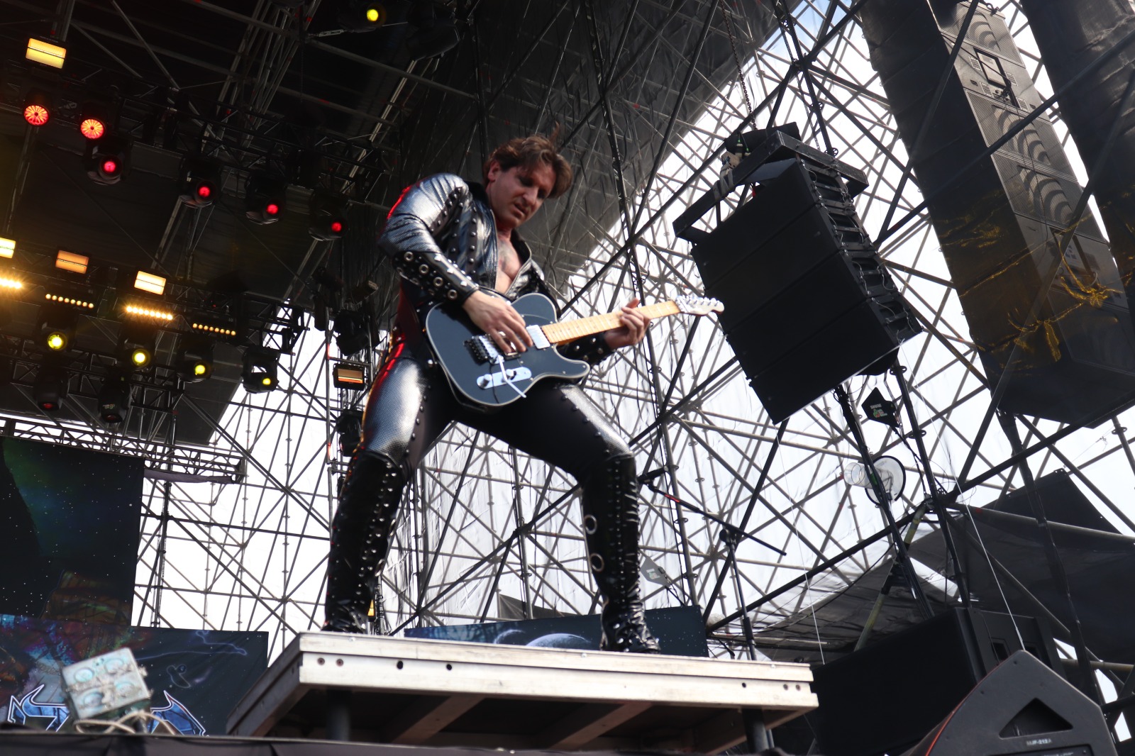 LISSY Border _Titans Of Metal (2)