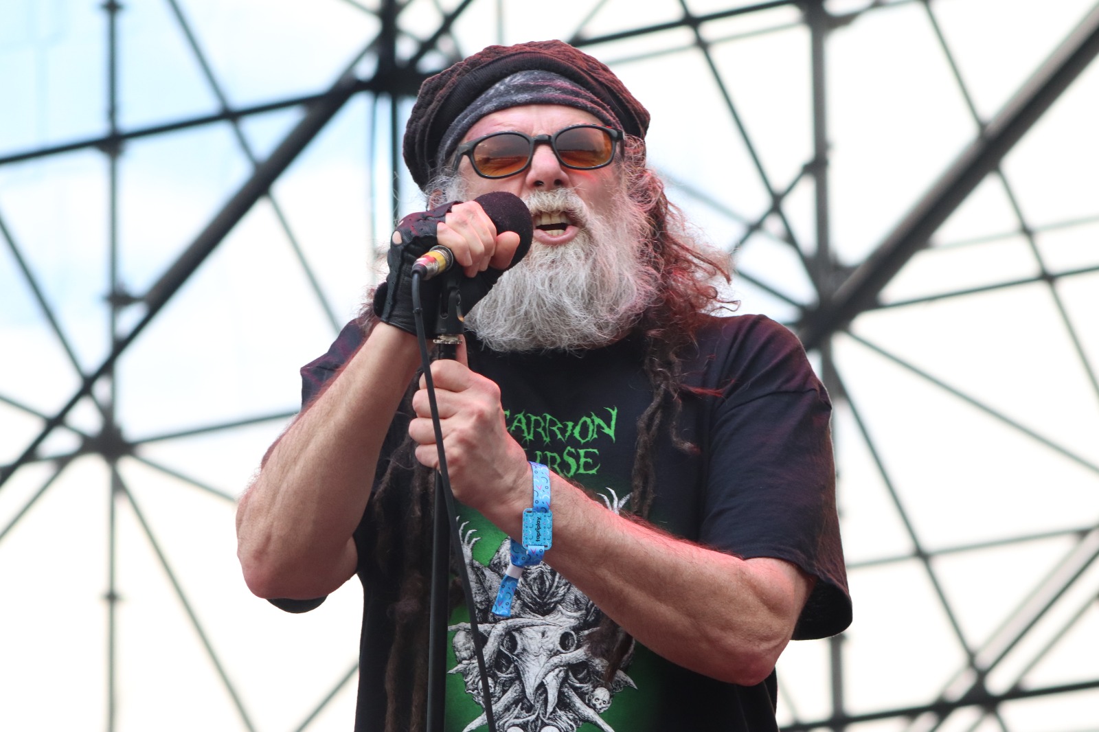 Six Feet Under_ Titans Of Metal (19)
