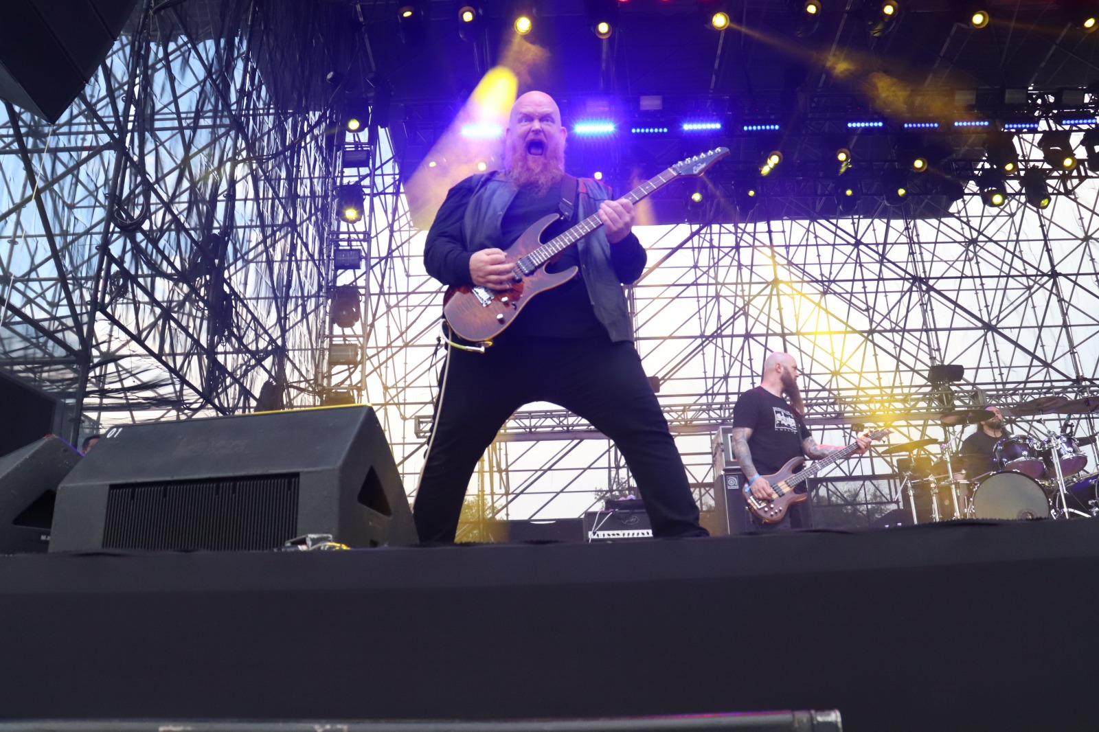 Six Feet Under_ Titans Of Metal (31)