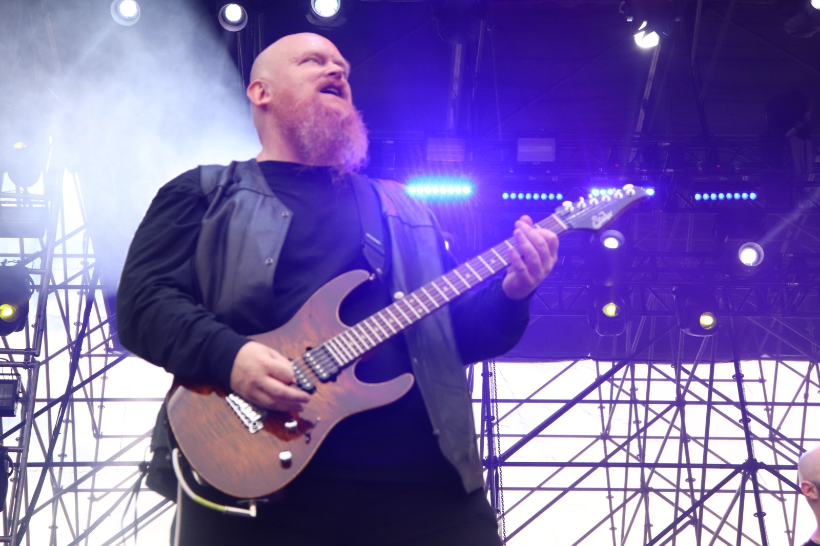 Six Feet Under_ Titans Of Metal (32)