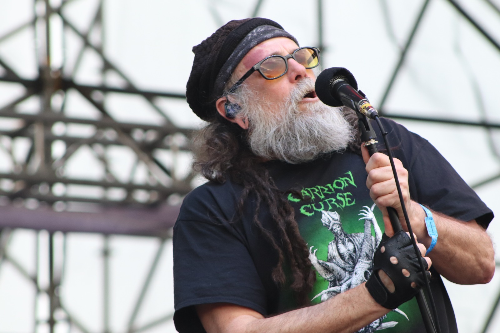Six Feet Under_ Titans Of Metal (7)