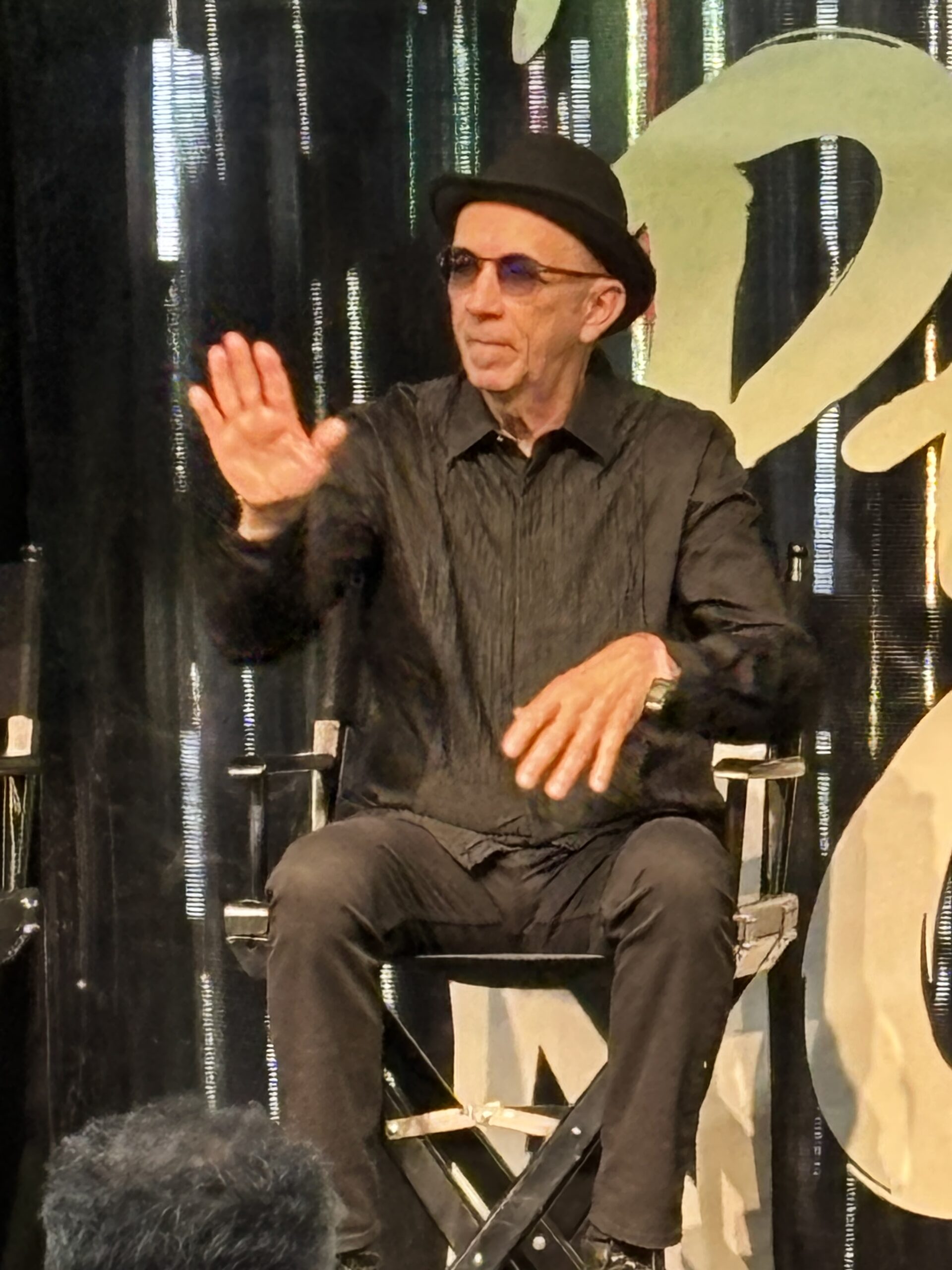 Garbage en conferencia de prensa Tecate PAL Norte