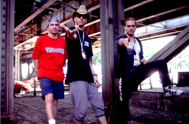 Primus regresa al escenario para su primer concierto desde la salida del baterista Tim Alexander