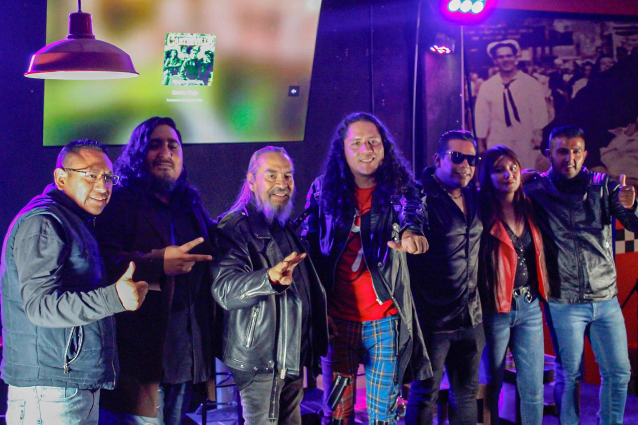 LOS JUNIORS DE LOS JEFES DEL ROCK (11)