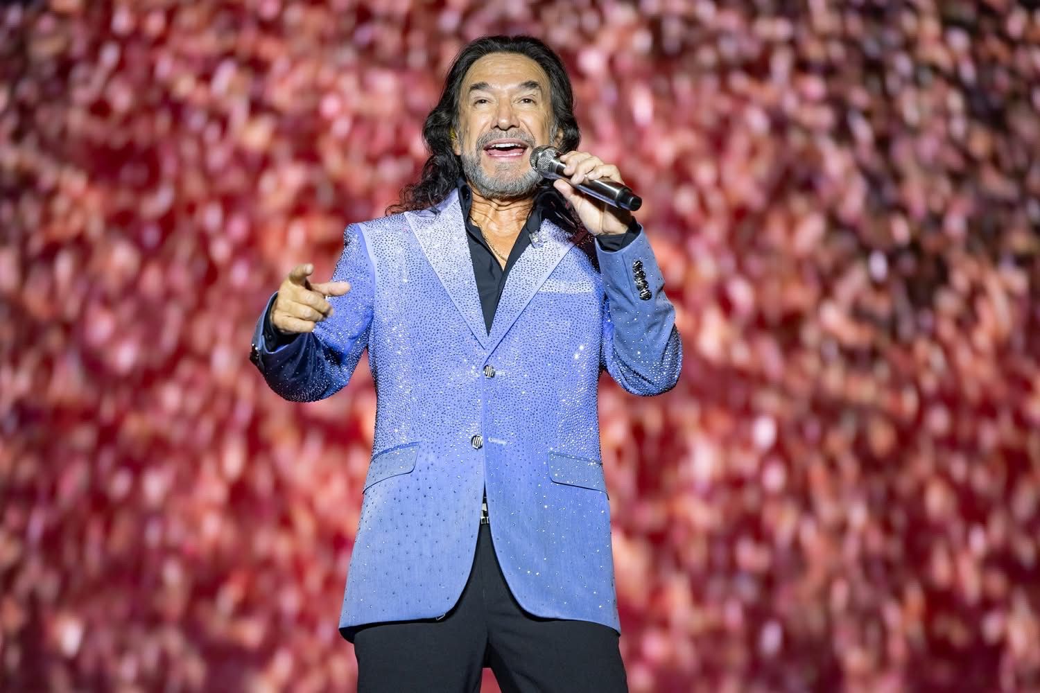 MARCO ANTONIO SOLIS ESTADIO GNP SEGUROS (10)