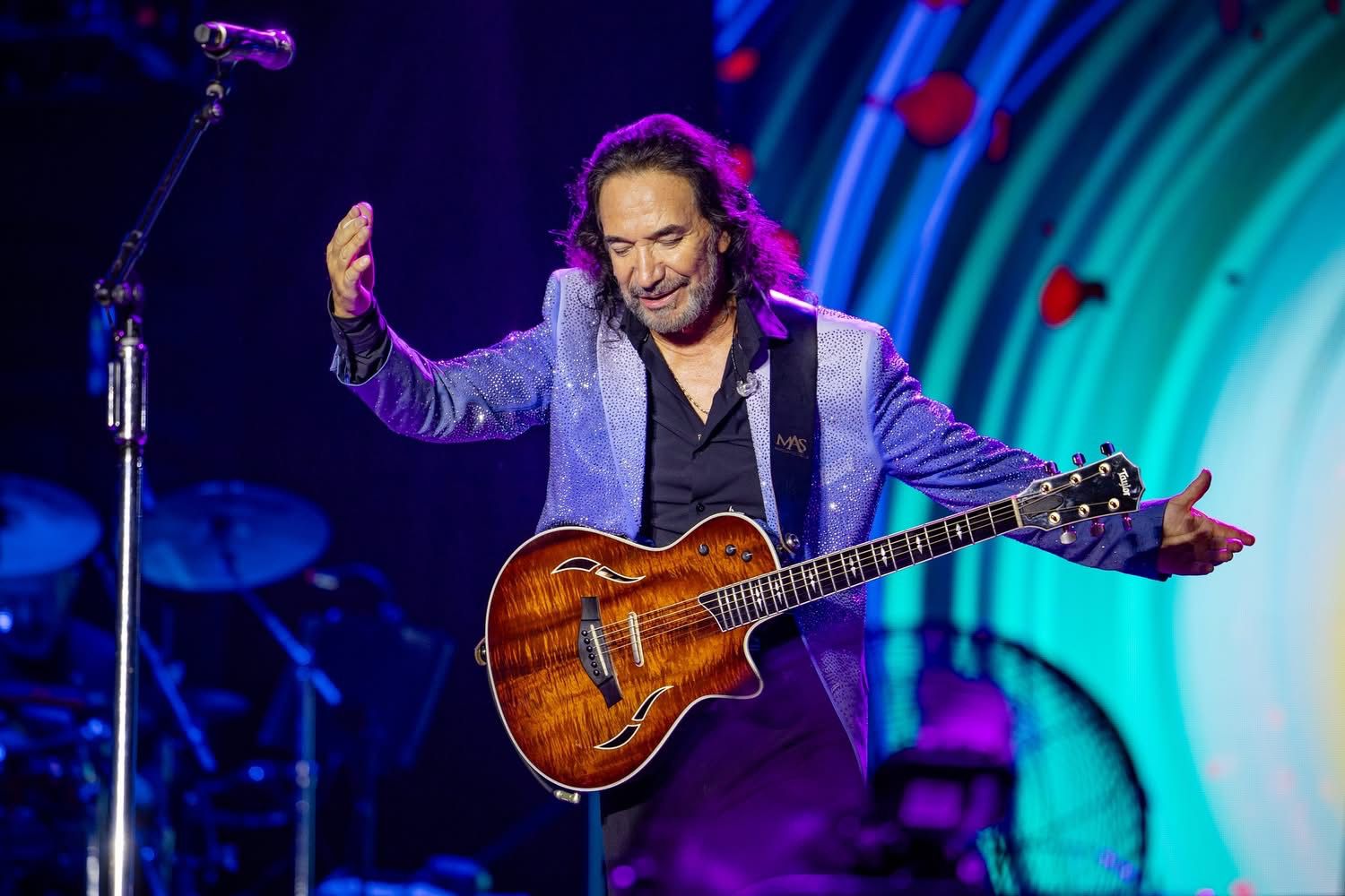 MARCO ANTONIO SOLIS ESTADIO GNP SEGUROS (2)