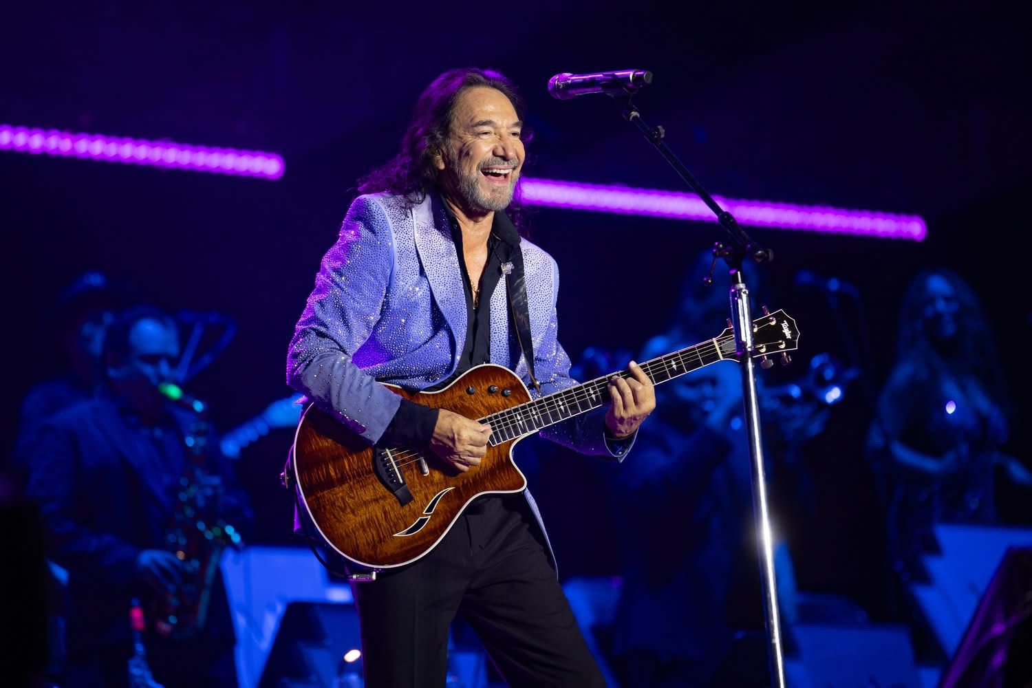 MARCO ANTONIO SOLIS ESTADIO GNP SEGUROS (6)
