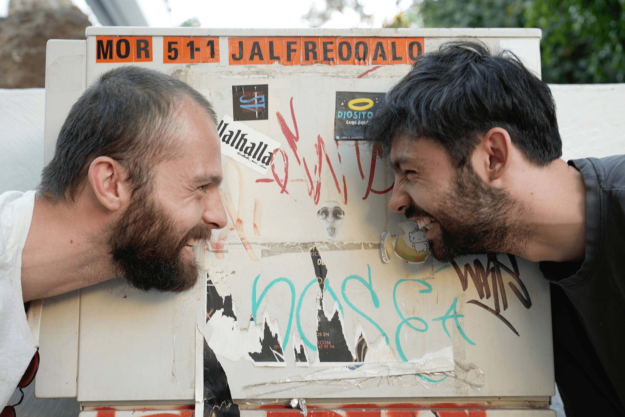 The Cartoons Inside Dash y Su Disfrash (1)