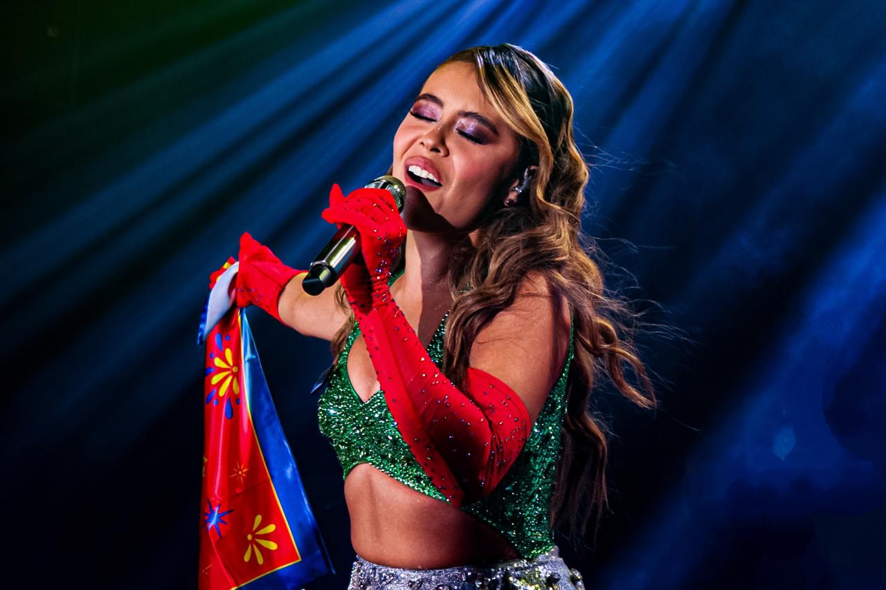 JULIANA LUNARIO DEL AUDITORIO NACIONAL 21 DE AGOSTO 2025 (19)