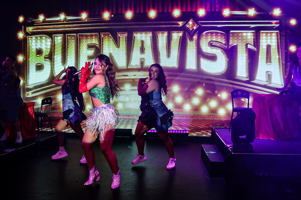 JULIANA LUNARIO DEL AUDITORIO NACIONAL 21 DE AGOSTO 2025 (6)