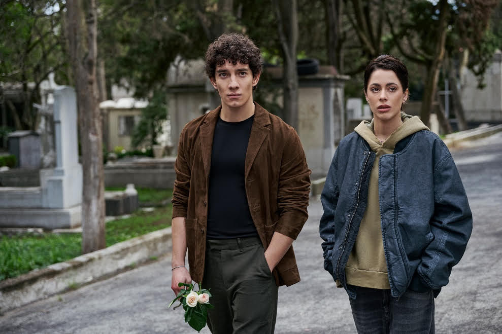 LA NUEVA SERIE DRAMÁTICA PROTAGONIZADA POR TINI STOESSEL QUE YA ESTÁ DISPONIBLE EN DISNEY+