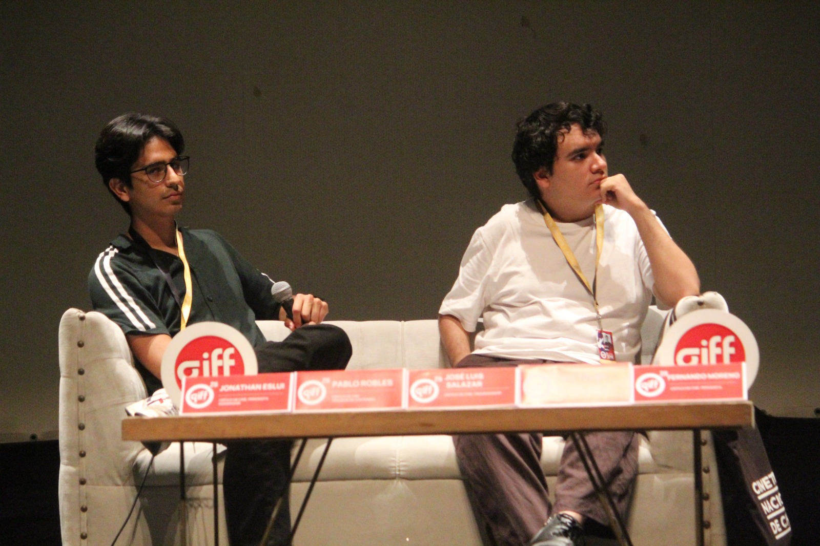 panel de IA Vs Cine Giff (10)