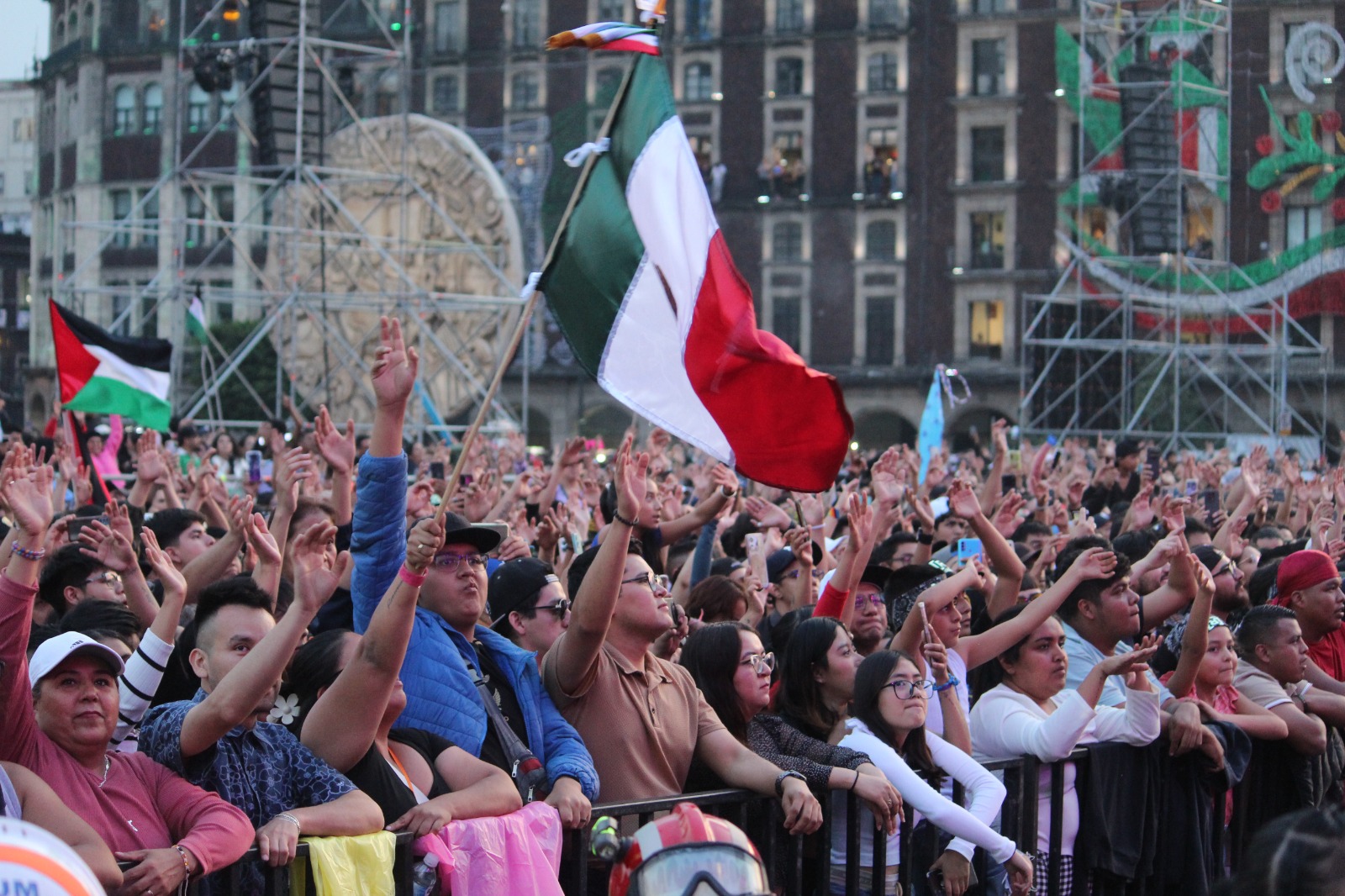 ayuky y ximbo zocalo (13)