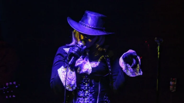 viperadiavola en el fuckoffroom (10)