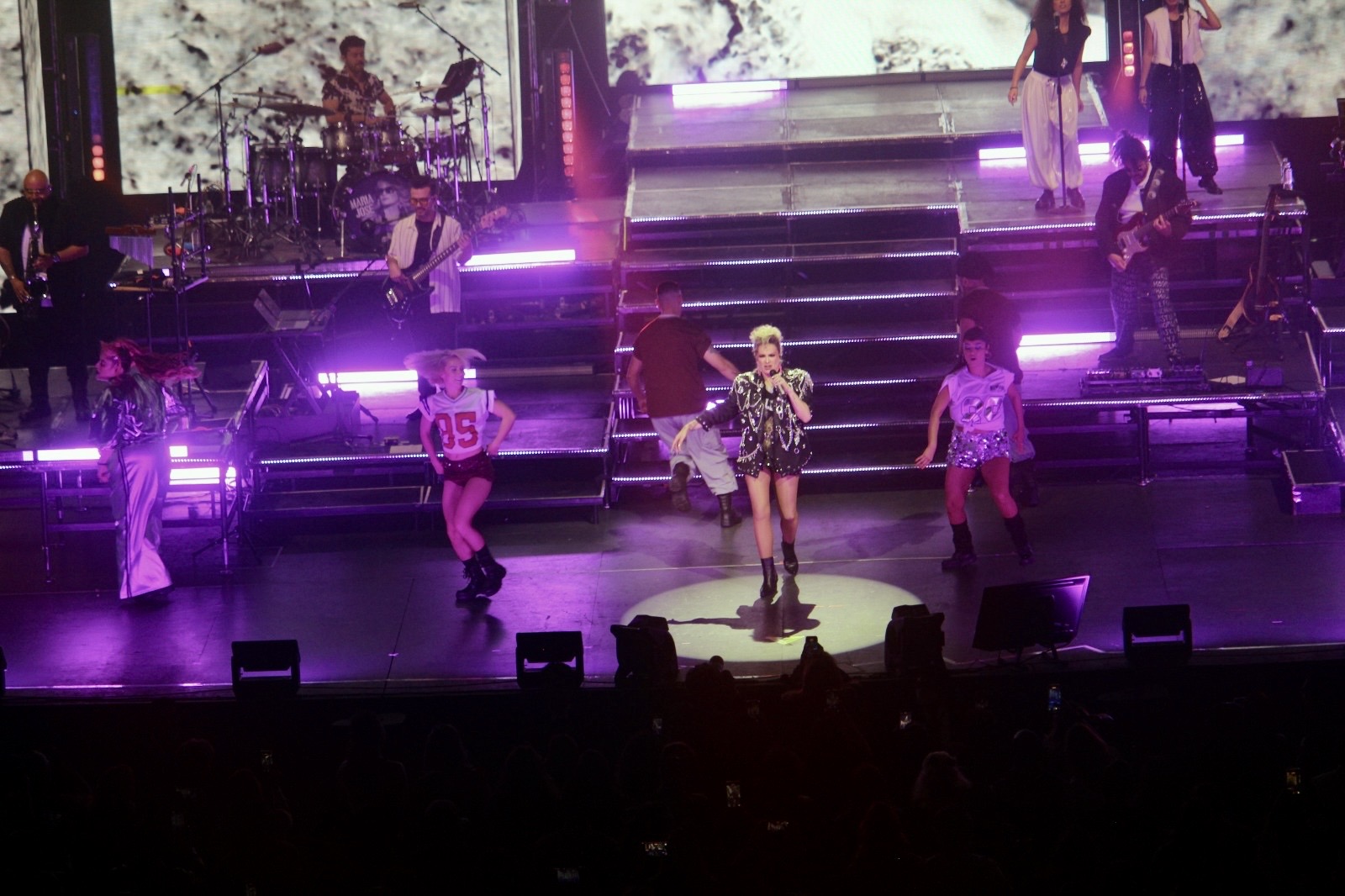 1e650d70-89a7-4fd9-b670-67426f4970ba