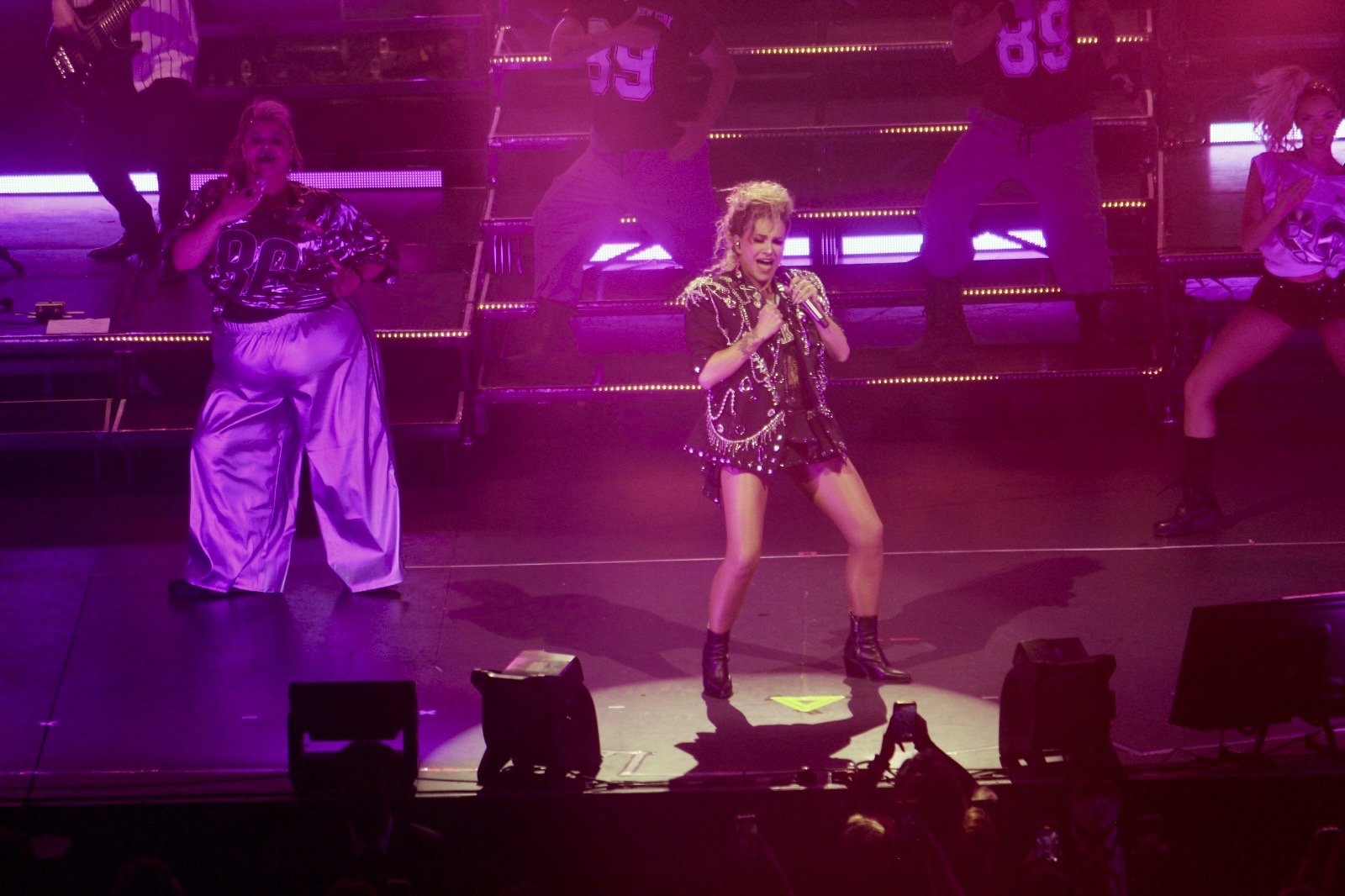 2b0c7f73-bd97-41ba-9705-ce3b1e9b2381