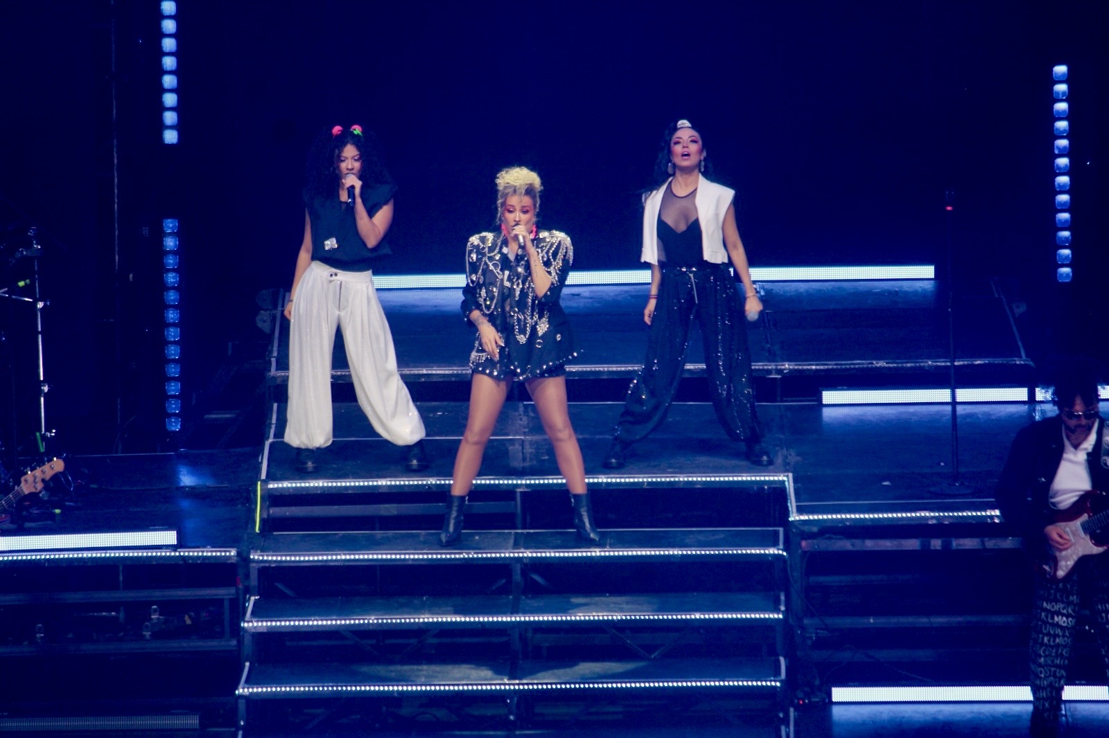 5a164cd0-1252-4f33-a48d-1950d768d8e3