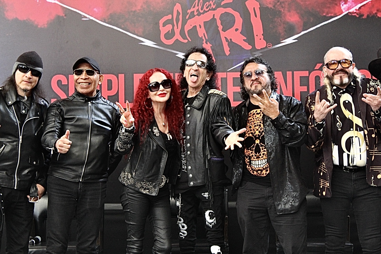 9de2272f-45f2-43ff-a68b-1db0ddaeb04b