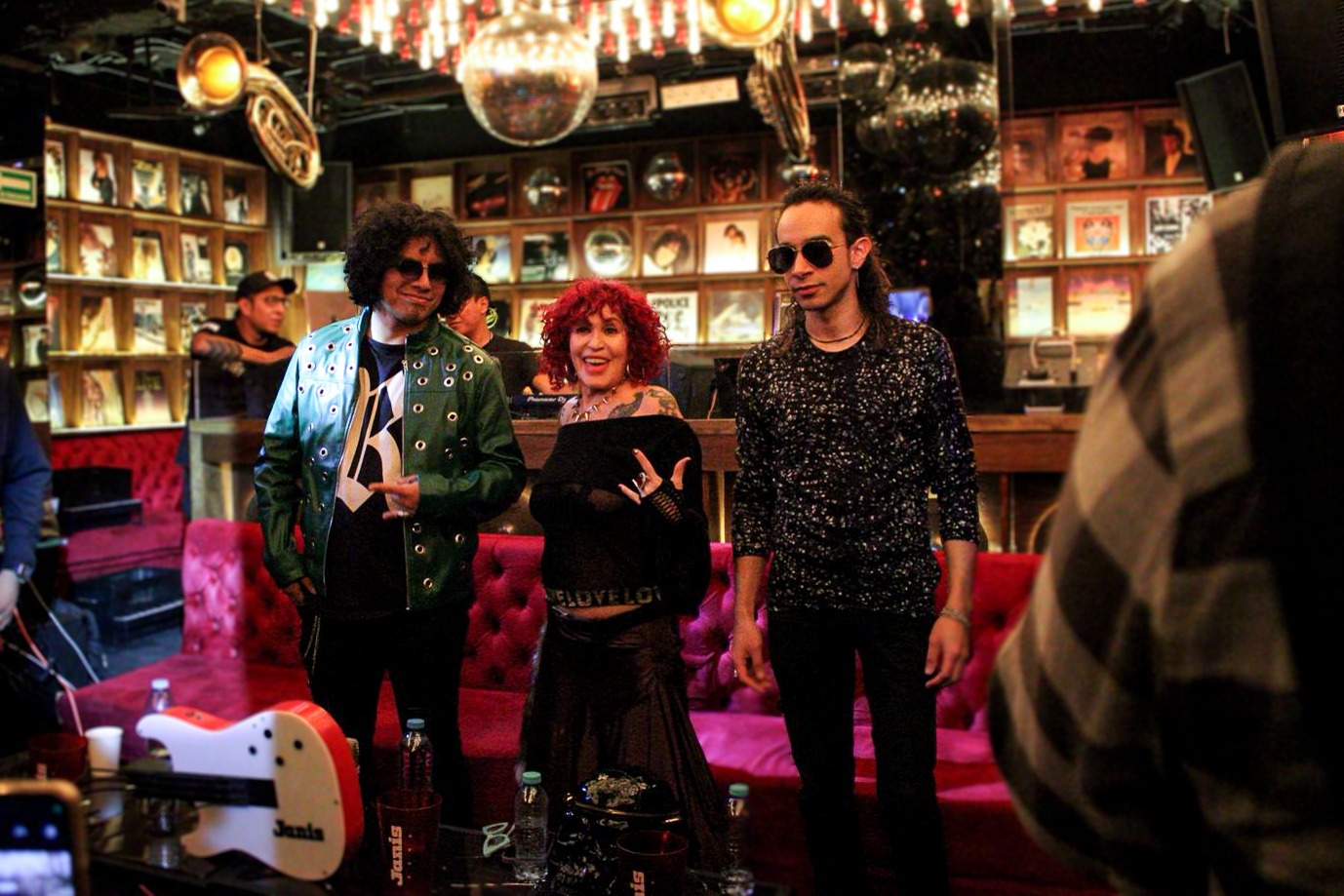 KENNY Y LOS ELECTRICOS