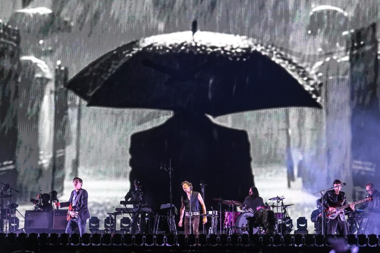 ZOÉ, cinco noches, 300 mil almas y un viaje que no termina