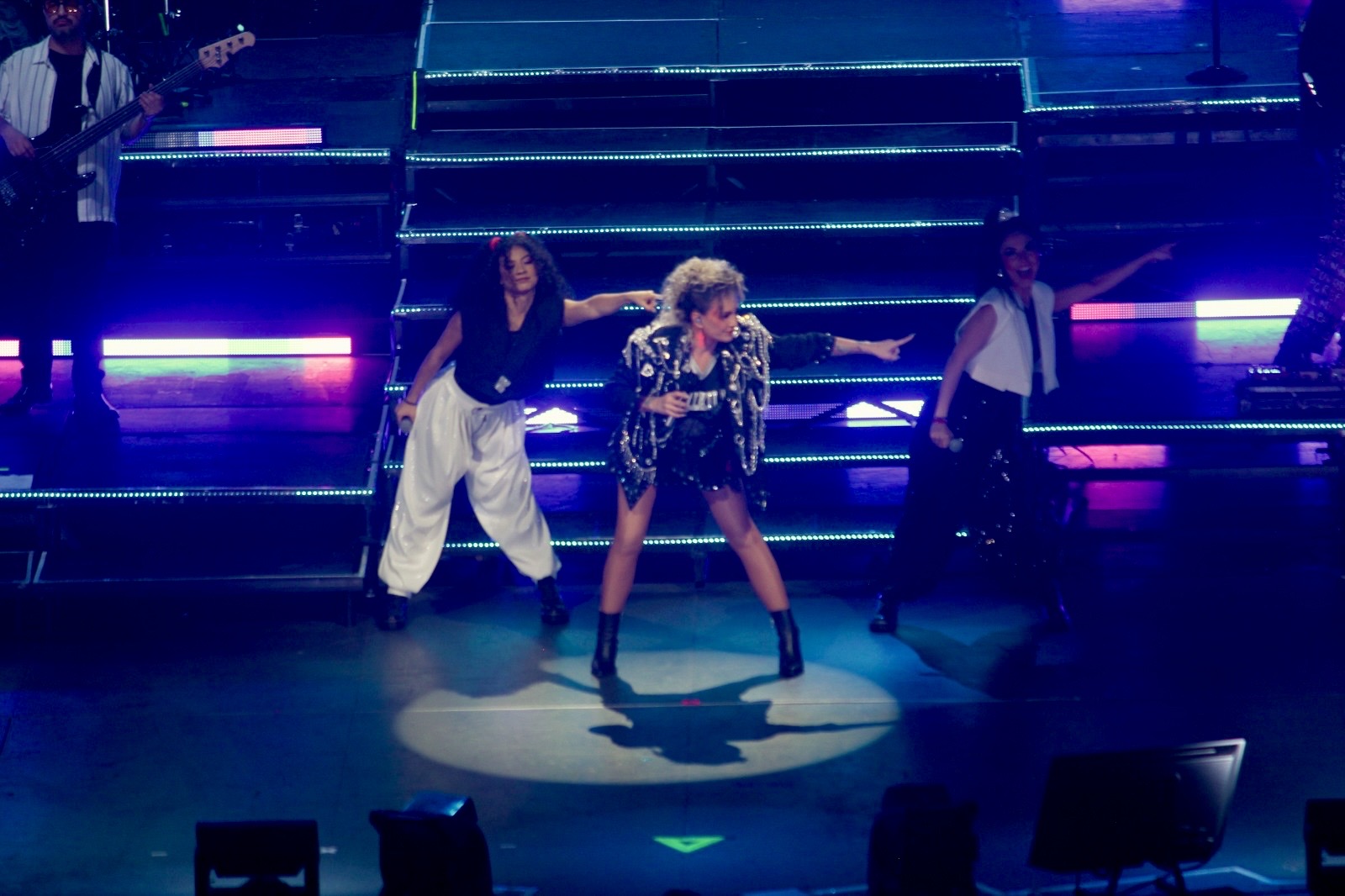 b11a6063-dca9-4697-b6f6-7674f624486e