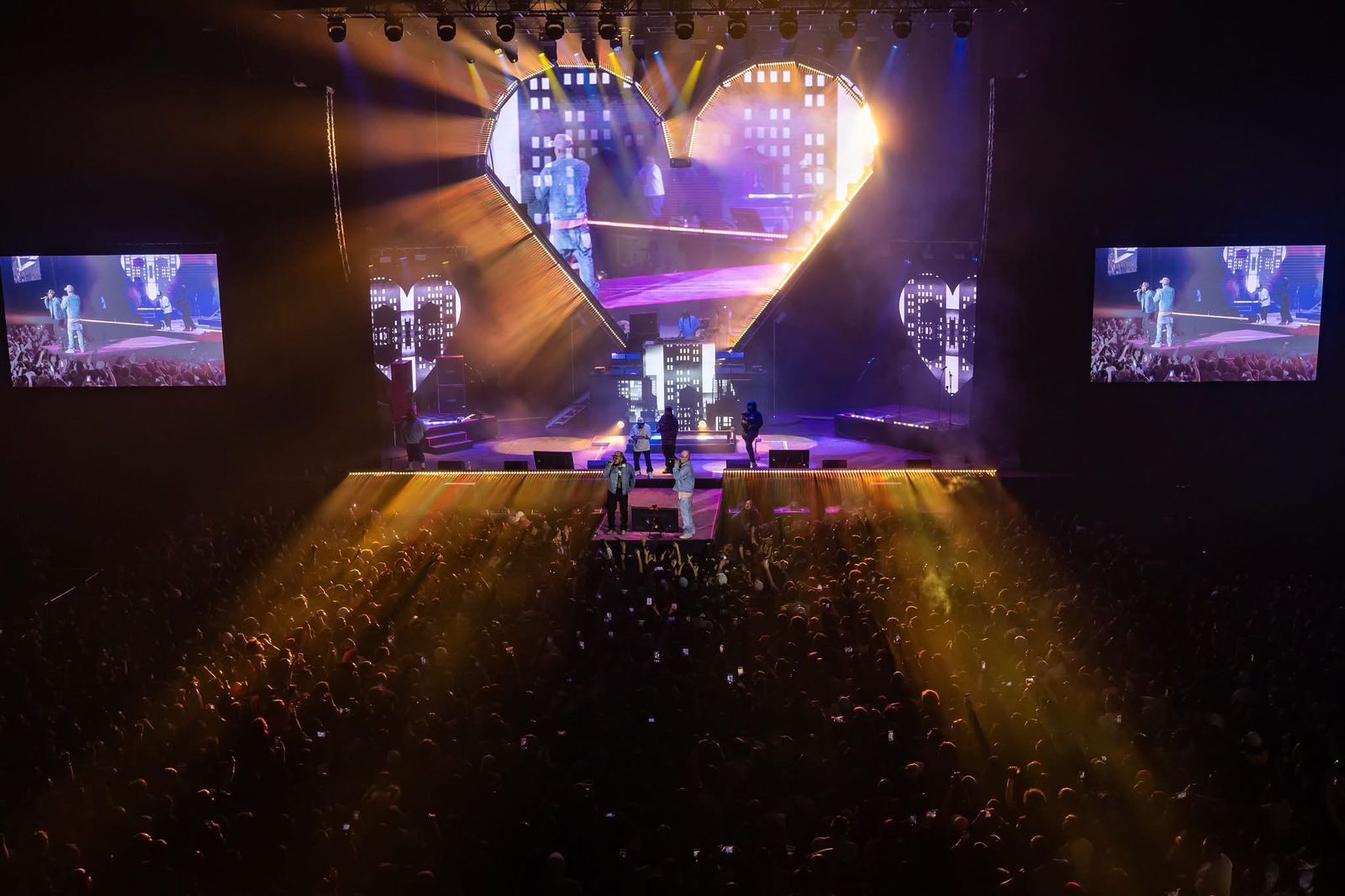 ALEMAN PEPSI CENTER 14 DE NOVIEMBRE 2025 (12)