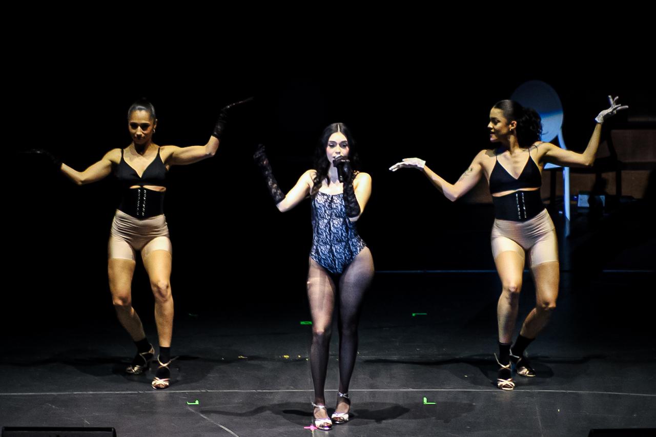 DAPHNE MICHELLE AUDITORIO NACIONAL 20 DE NOVIEMBRE 2025 (10)