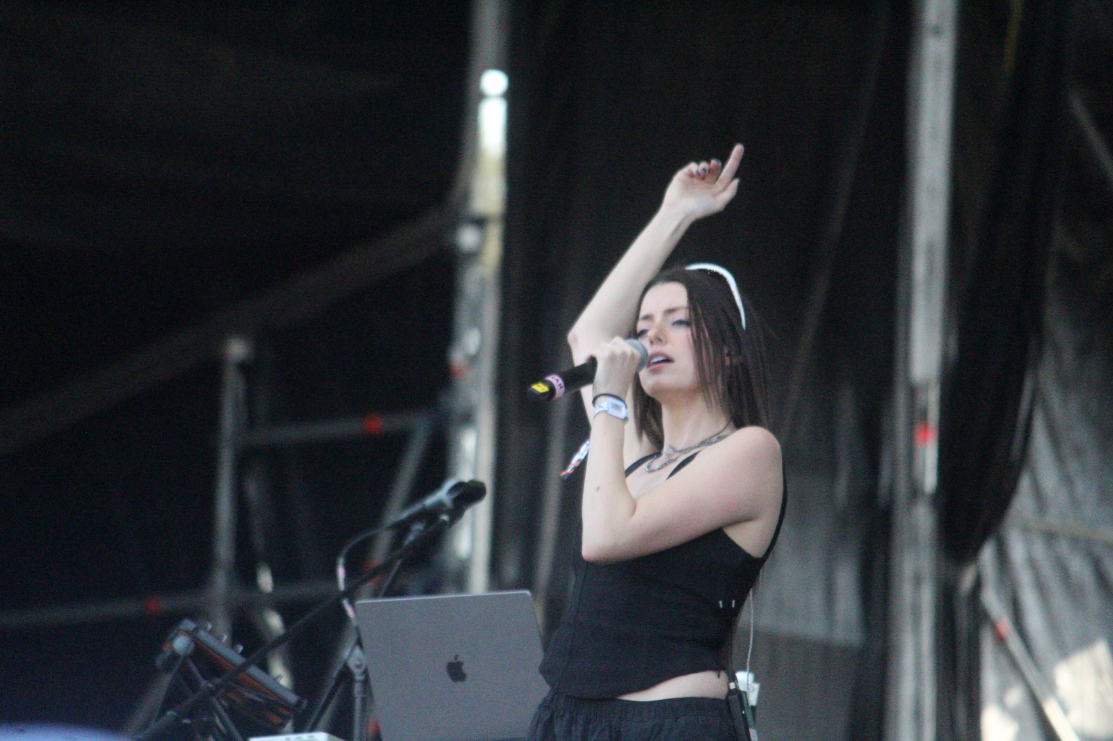 WhatsApp Image 2025-11-20 at 2.53.39 PM (2)