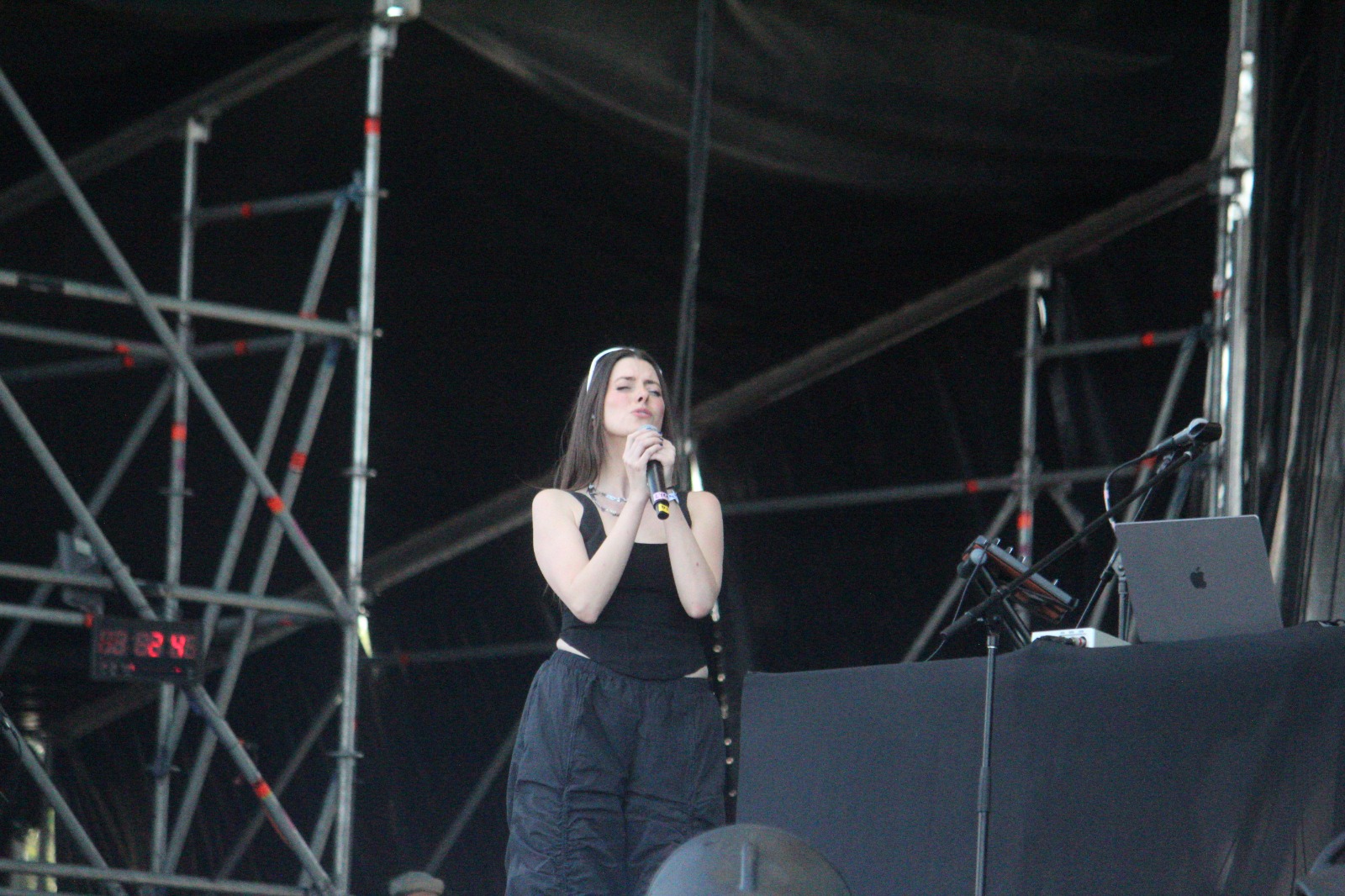 WhatsApp Image 2025-11-20 at 2.53.39 PM (5)