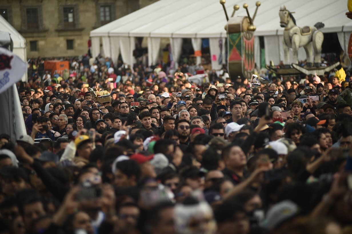 REÚNE 80 MIL ASISTENTES CONCIERTO DE LAS VÍCTIMAS DEL DOCTOR EN EL ZÓCALO