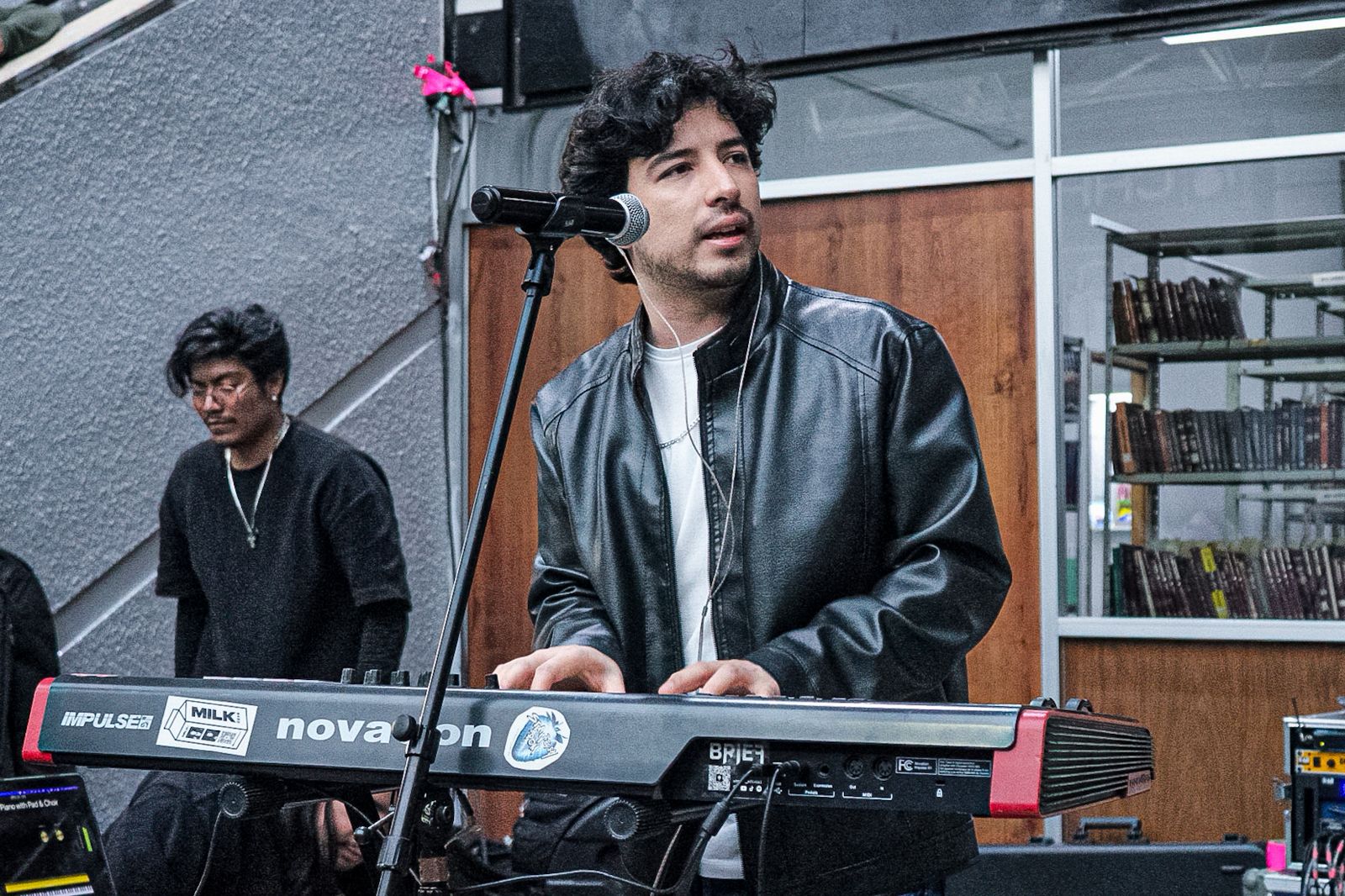 THE QUIET BROTHERS METRO CHABACANO 1 DE DICIEMBRE 2025 (15)