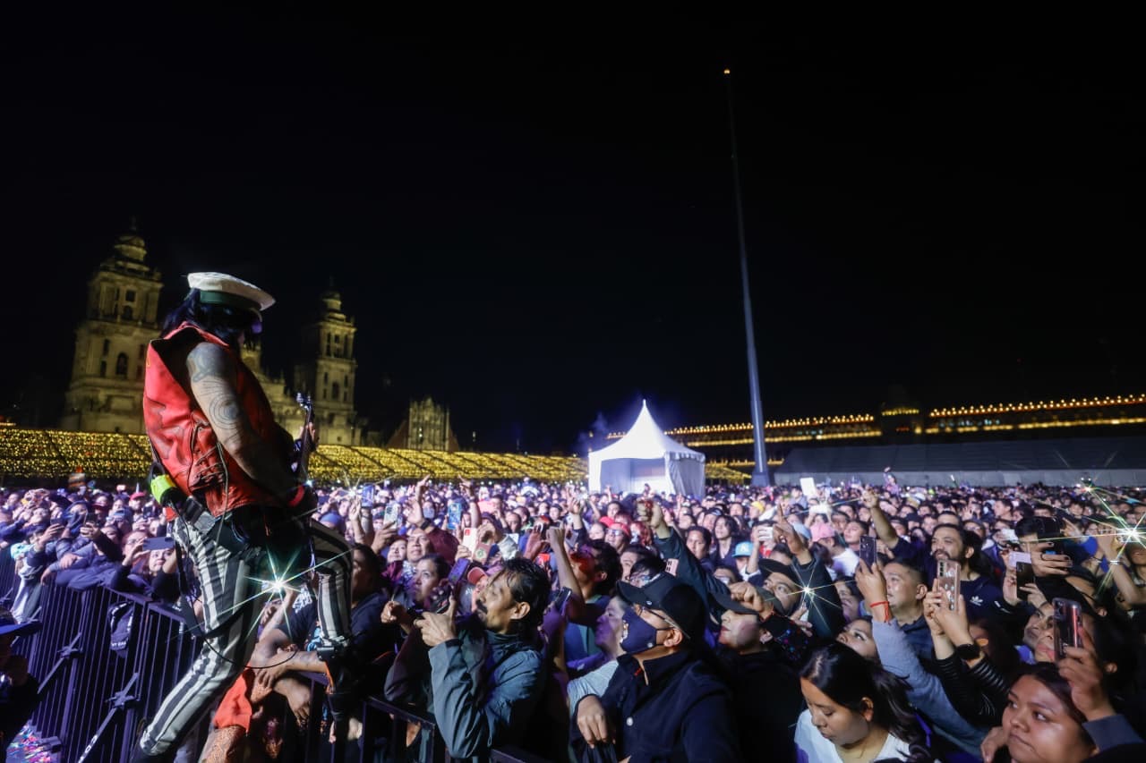 REÚNE 80 MIL ASISTENTES CONCIERTO DE LAS VÍCTIMAS DEL DOCTOR EN EL ZÓCALO