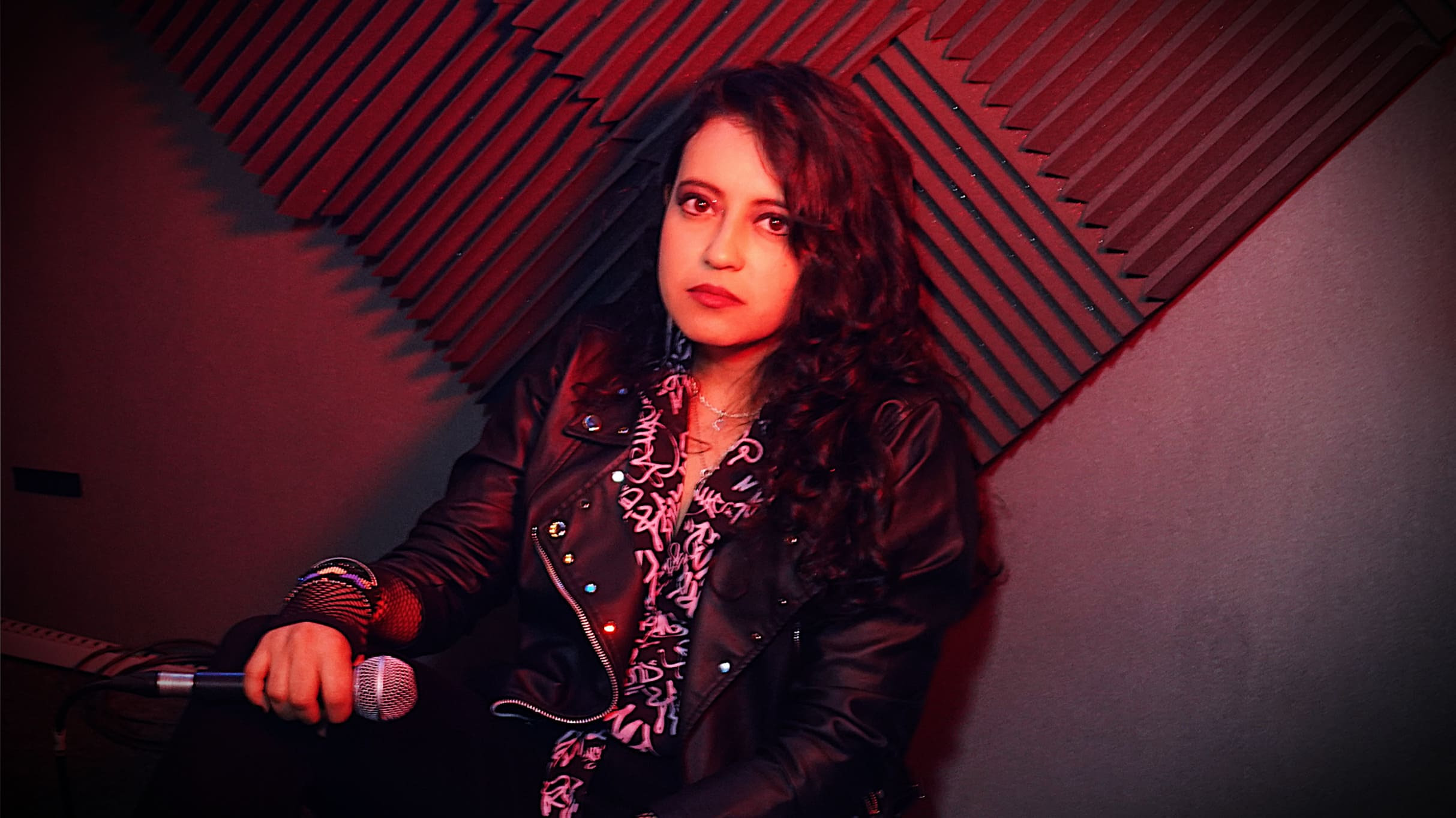 Sophie Angel presenta 'You Said Goodbye', 'Mi Refugio' y 'Nada es Temporal'