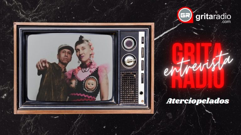 21 Aterciopelados